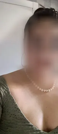 Anna, 39