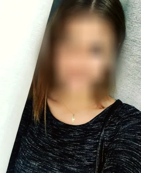 Denise, 32
