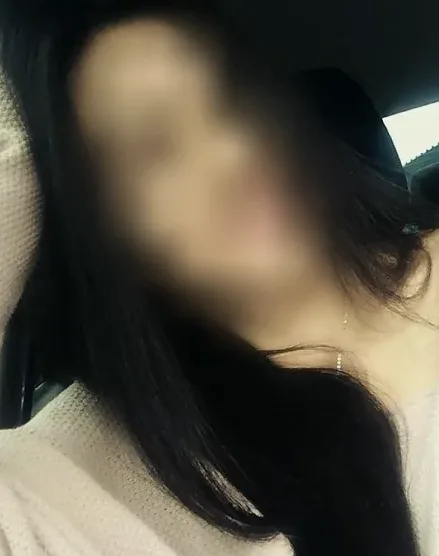 Salma, 34